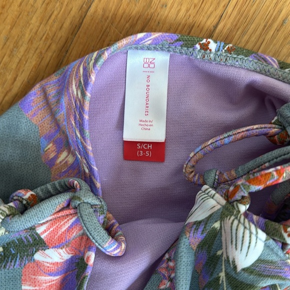 No Boundaries Two-Piece Swimsuit With Tropical Motif - Picture 9 of 9